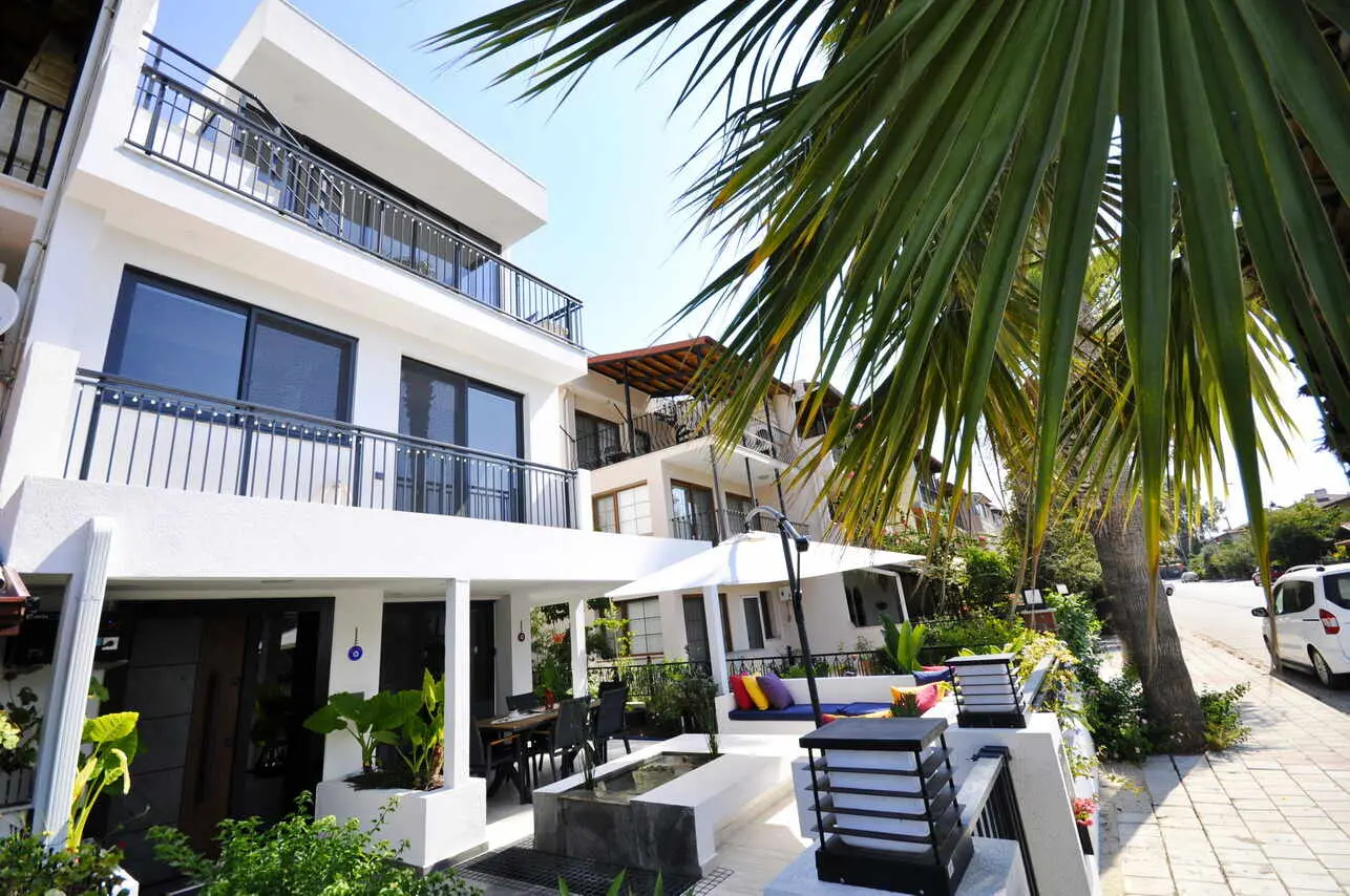 Home in Akarca